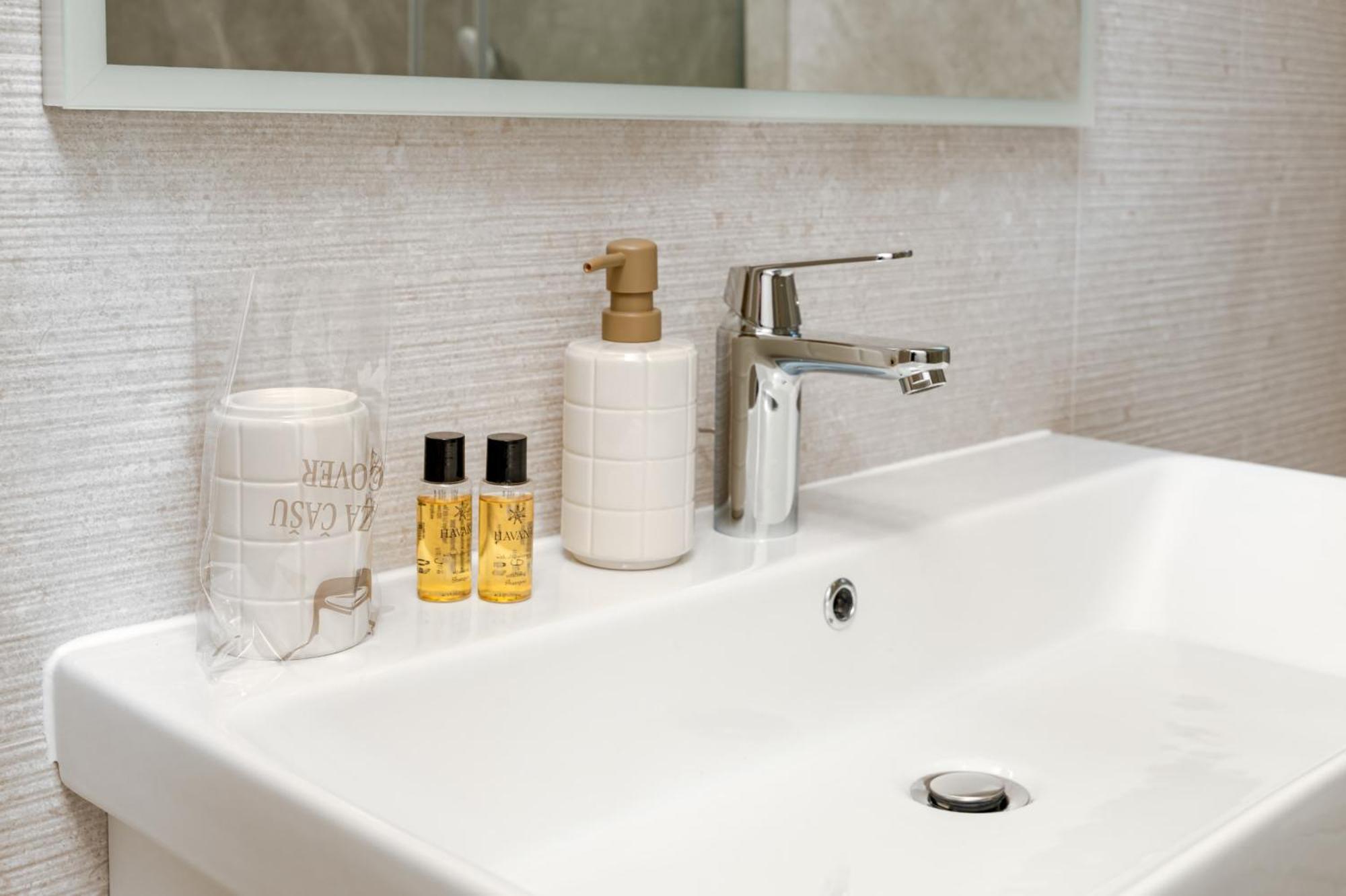 Luxury Adria Sea City & Mountain View Apartment マカルスカ エクステリア 写真