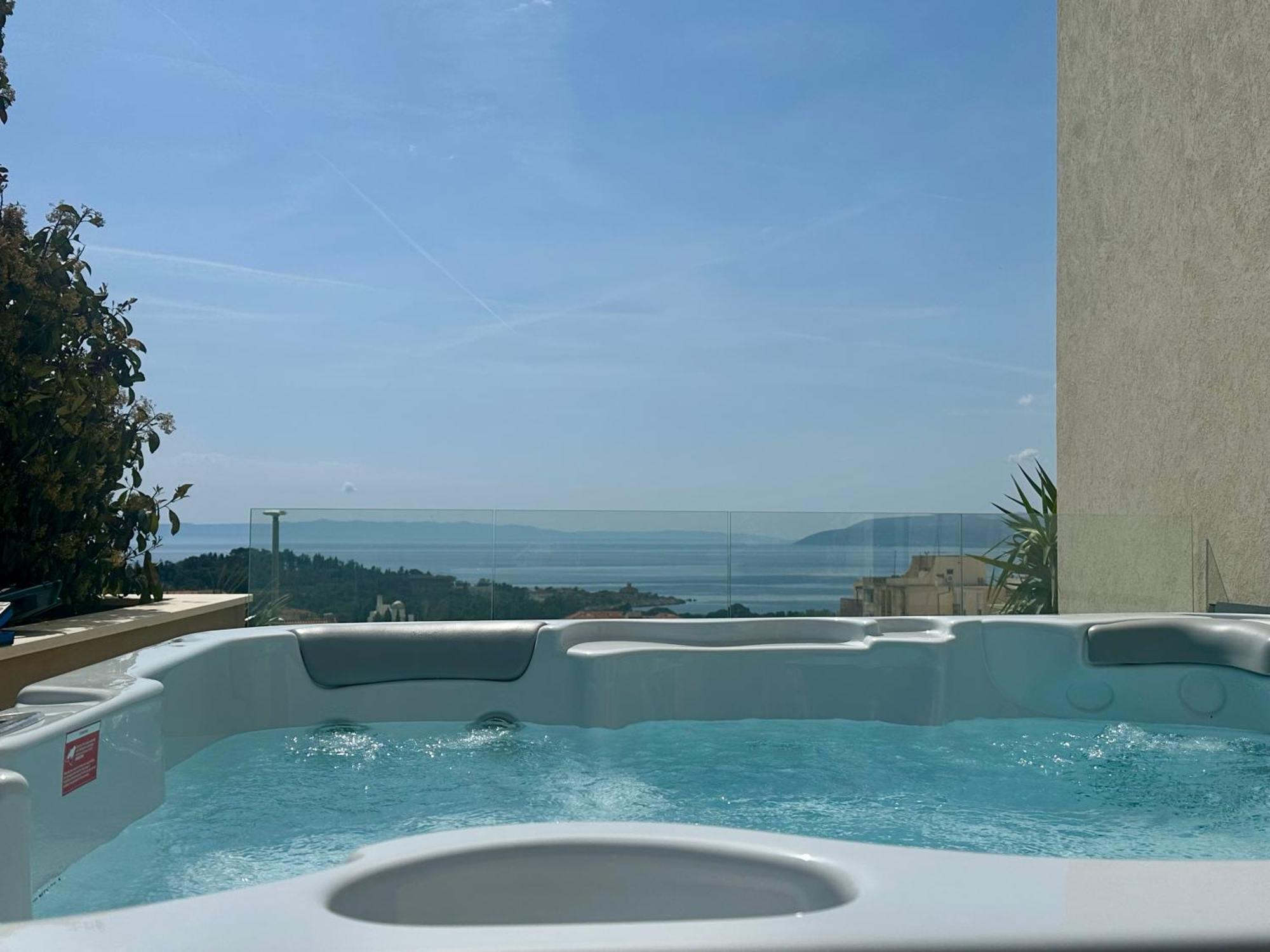 Luxury Adria Sea City & Mountain View Apartment マカルスカ エクステリア 写真